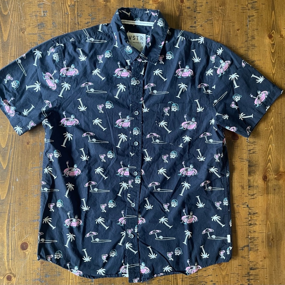 VSTR Men's Black and Pink Shirt with Skeleton Beach Theme. Size Large